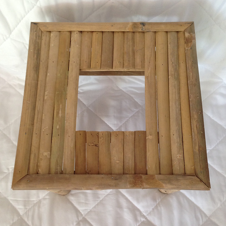 Ghế xông hơi vùng kín bằng tre ( ghế xông hơi cho mẹ sau sinh)