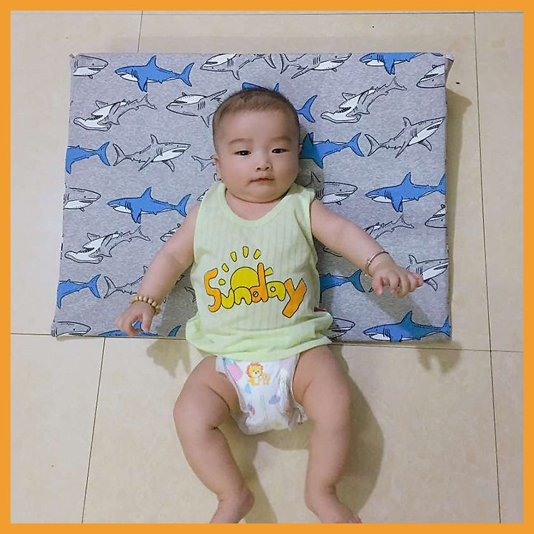 Gối chống trào ngược cho bé chống nôn trớ, ọc sữa, hỗ trợ tiêu hóa và cải thiện hô hấp, giúp trẻ tập lẫy - kích thước siêu rộng 45x60x9cm - độ dốc 11,3 độ - dành cho trẻ từ 0-36 tháng