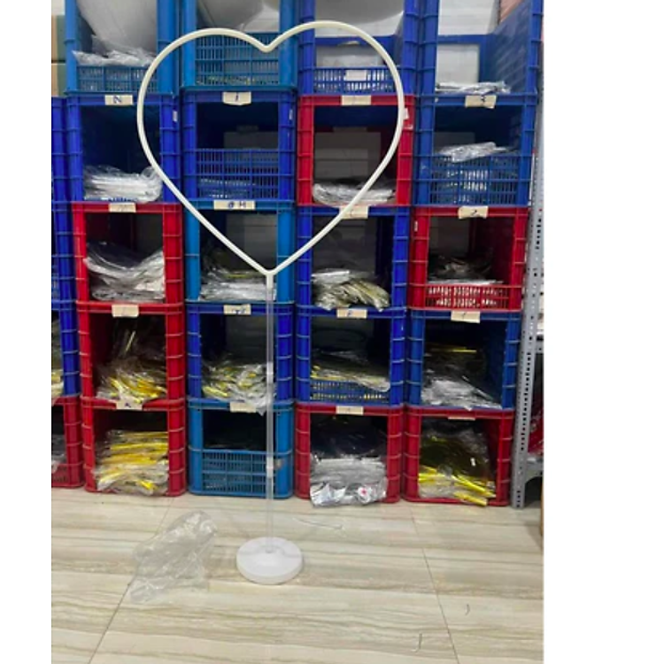 Trụ bóng bay ngôi sao trái tim – trang trí sinh nhật