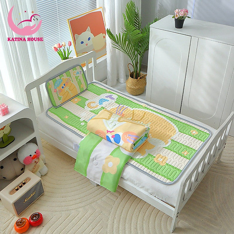 Combo chiếu điều hòa kèm mền cho bé, chiếu dày dặn mềm mại thoáng mát, họa tiết sắc nét dễ thương