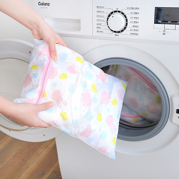 Túi lưới giặt quần áo loại dày hình thỏ gấu cute 50 X 60 cm