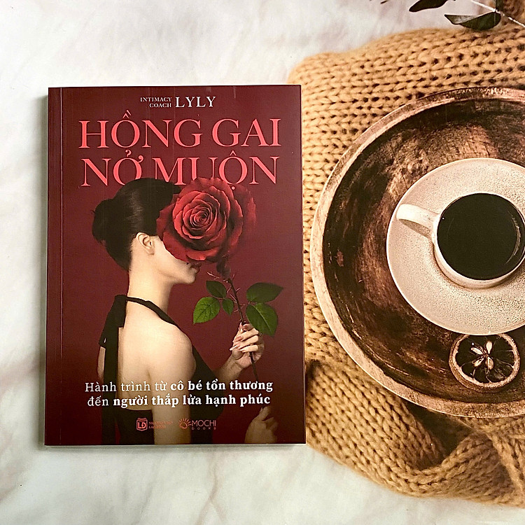 Hồng gai nở muộn - Ảnh 2