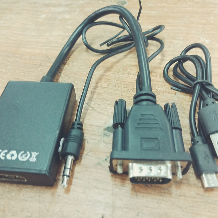 Cáp chuyển đổi VGA ra HDMI- Audio