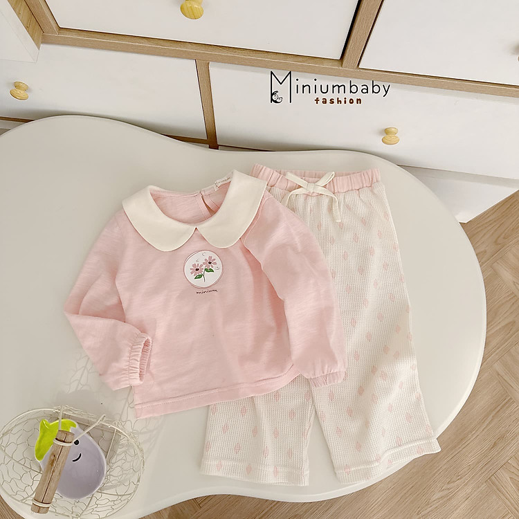 Bộ cổ sen cotton sược dài tay thu đông cho bé gái từ 1 đến 6 tuổi, 8kg đến 23kg, cao dưới 120cm mặc đi học, đi chơi, ở nhà hàng ngày Miniumbaby