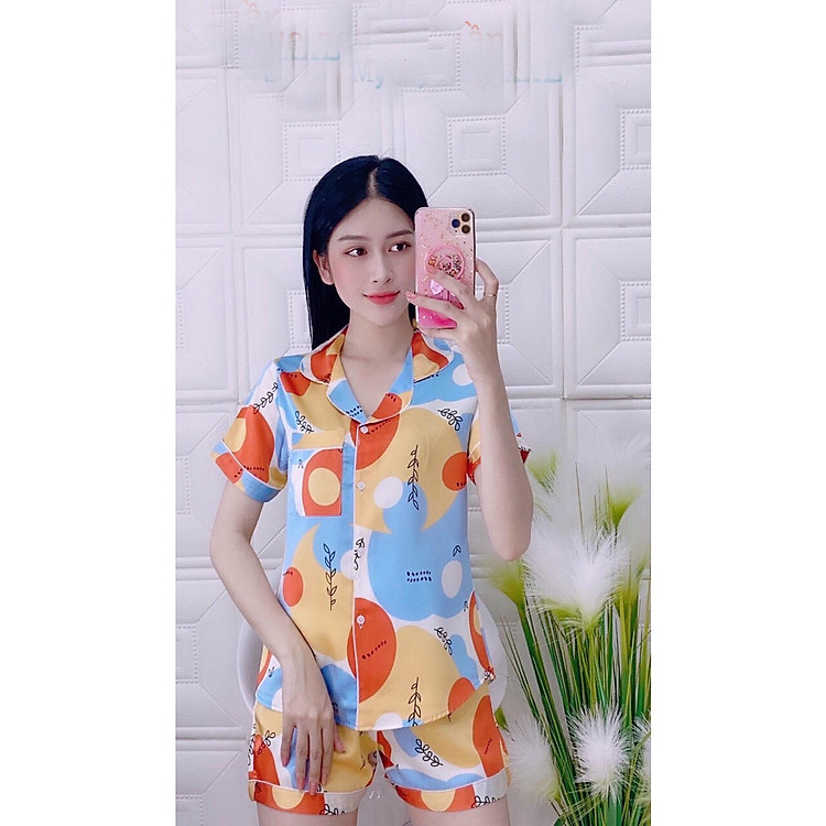 Bộ đồ pijama tay ngắn, quần đùi