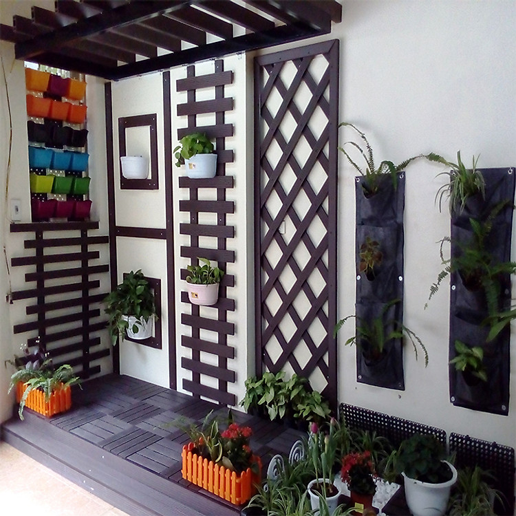 Bộ sản phẩm lam gỗ nhựa treo hoa tường đứng ngoài trời