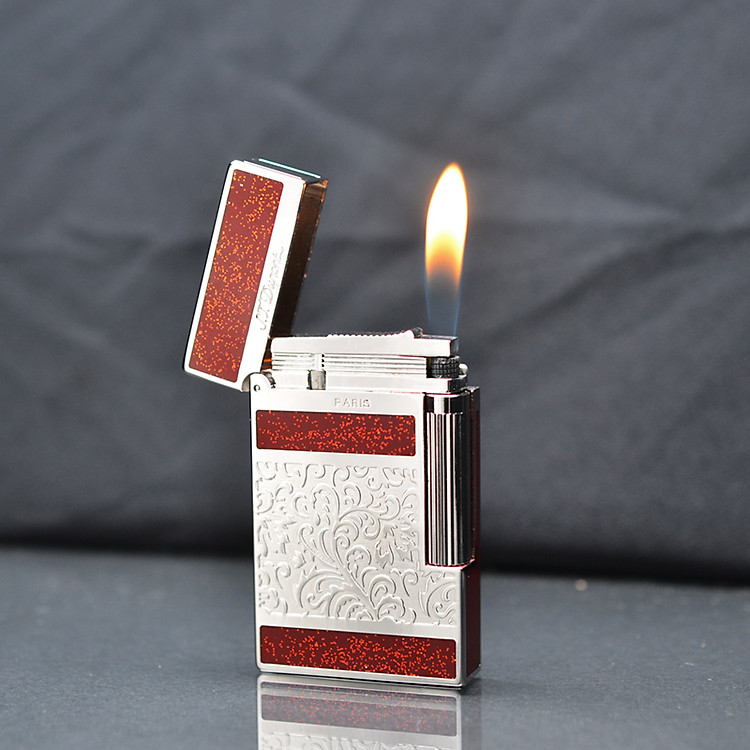 Vỏ Hột Quẹt Bật Lửa Upon D46T Họa Tiết Nền Đỏ Tuyến, Cạnh Viền Bạc Khắc Hoa Văn Sang Trọng - Dùng Ga Đá Cao Cấp