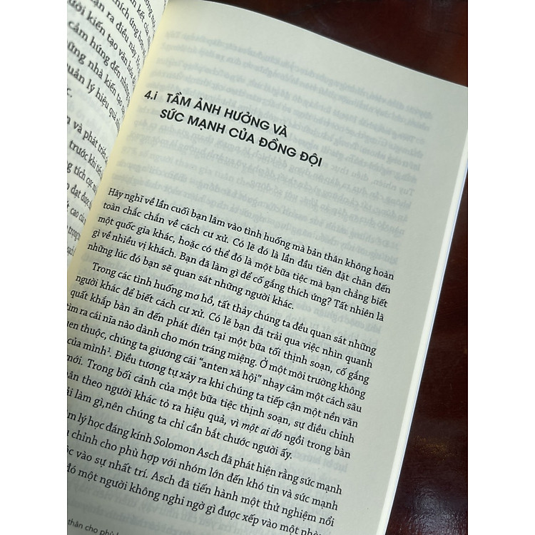 PHONG CÁCH BARCELONA - GIẢI MÃ ADN CỦA NỀN VĂN HÓA CHIẾN THẮNG - Ảnh 2