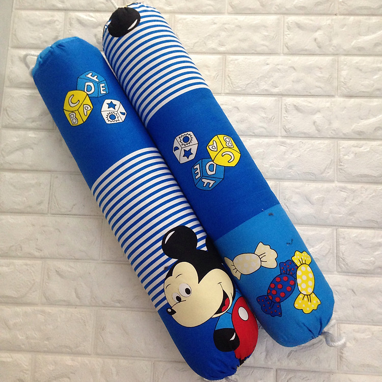 Set 2 gối ôm cho bé họa tiết ngẫu nhiên (10cm x 60cm)