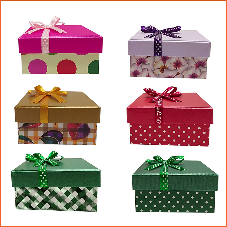 Hộp quà Vuông V016 - 10 x 10 x 5 cm - Giao mẫu ngẫu nhiên