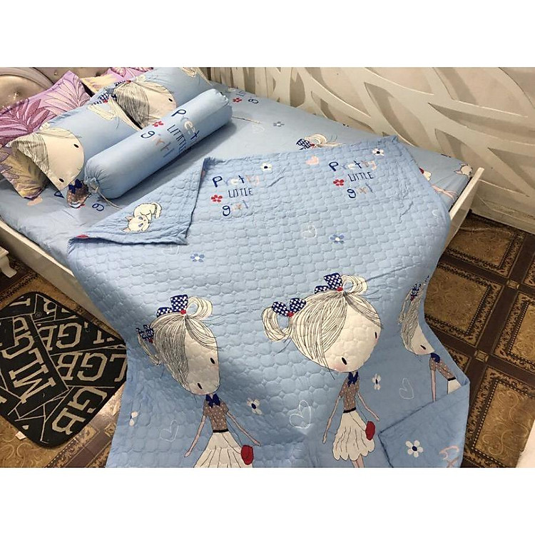 Chăn hè Cotton Poly cô gái đeo túi