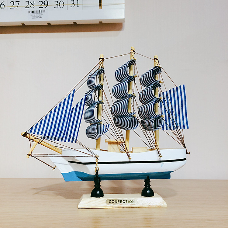 Mô hình thuyền tàu hải quân để bàn 20cm