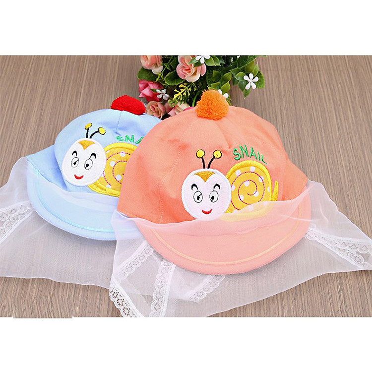 Mũ kèm khăn voan mũ chắn gió cho bé Set 02 Cái (Giao màu và họa tiết ngẫu nhiên)