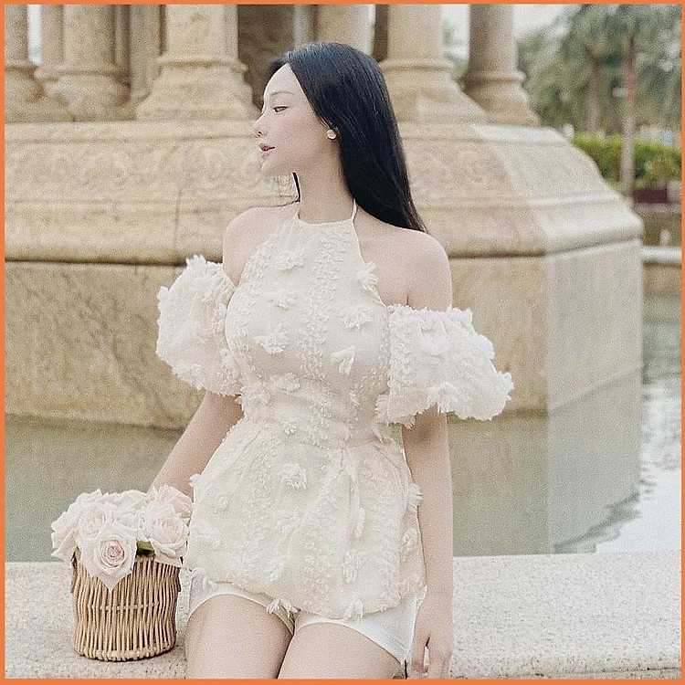 Áo trễ vai cổ yếm nữ chất tơ hoa Áo kiểu tay bồng dáng xòe A-CY3