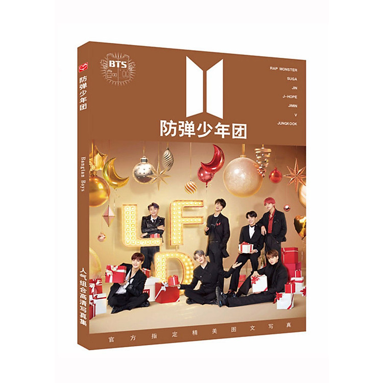Photobook BTS 2019 tặng huy hiệu BT21