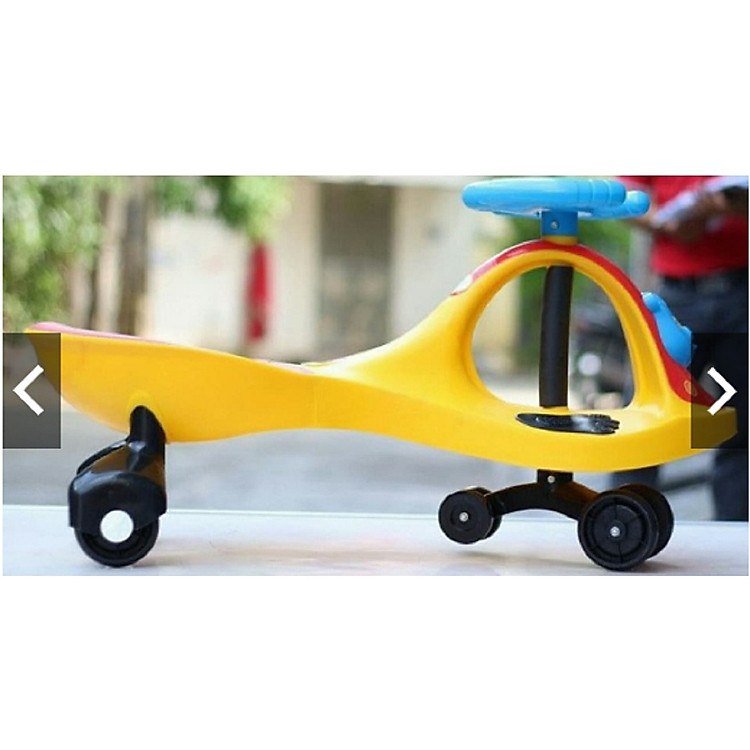 Xe lắc cao cấp cho bé Việt Nam (Có nhạc)- màu cho be gái - chọn màu ngẫu nhiên