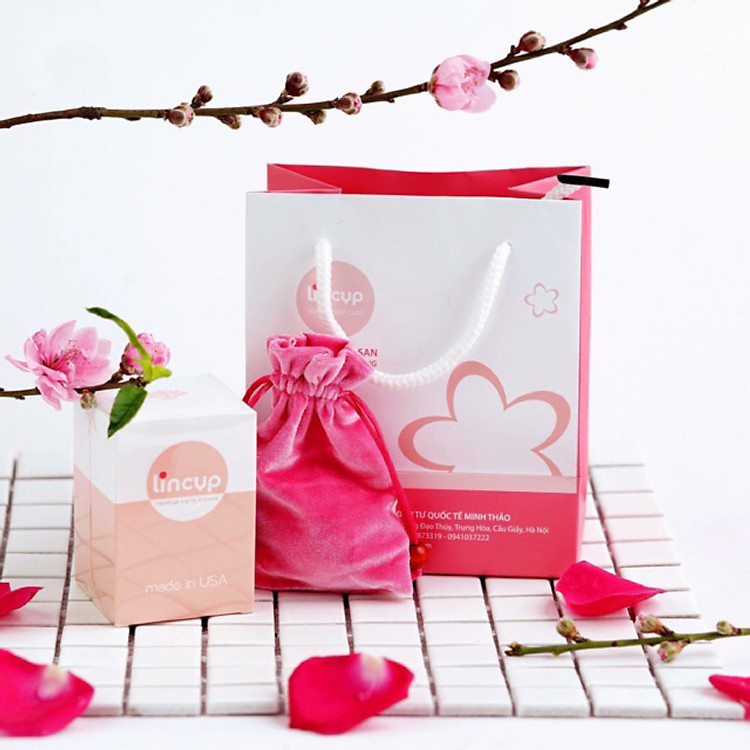 Cốc nguyệt san Lincup tặng cốc tiệt trùng + 10 viên tiệt trùng
