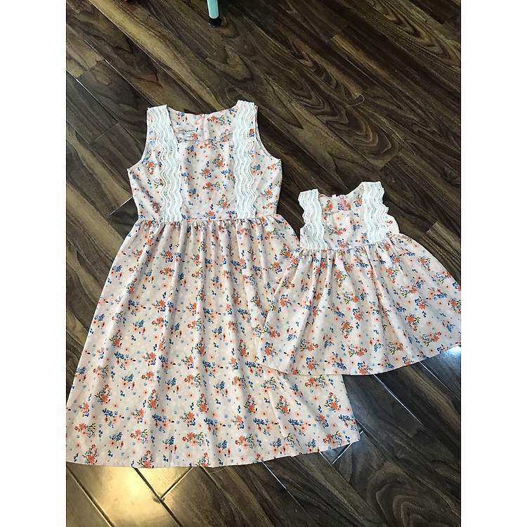 đầm hoa mẹ và bé xinh xắn trẻ trung