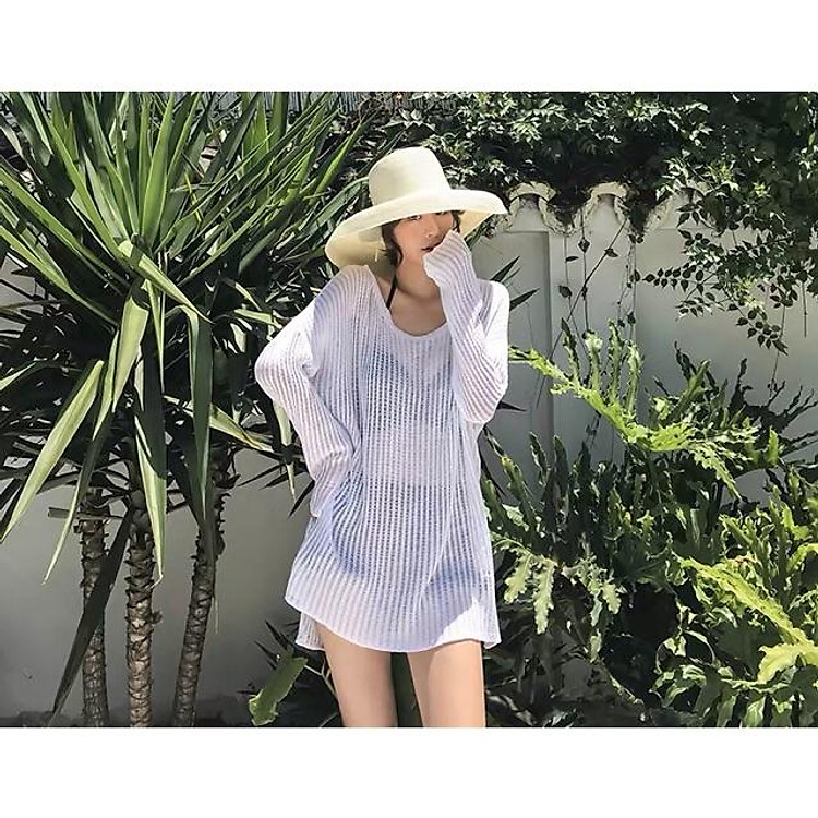 Áo lưới đi biển trễ vai form oversize sành điệu
