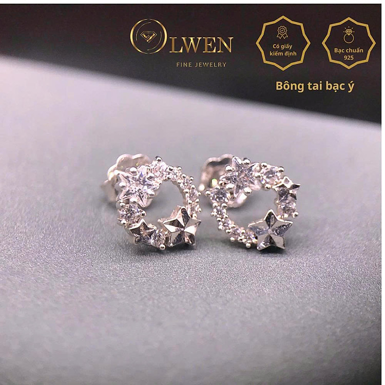 ông tai bạc này có thiết kế vòng tròn lấp lánh, được tô điểm bằng những viên đá nhỏ và họa tiết ngôi sao tinh tế, phong cách trẻ trung, cá tính, phù hợp đi chơi, đi làm - 58886.2