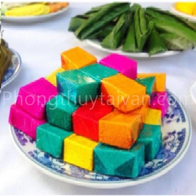 Bánh Ngũ sắc,oản 5 màu vuông 10 bánh(cúng sao,cúng chay,cúng Phật,cúng dường...)