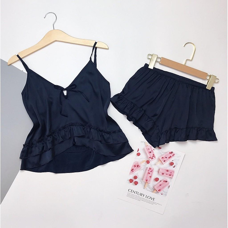 Bộ đồ ngủ nữ mặc nhà 2 dây lụa cao cấp mềm mại hàng thiết kế Màu Xanh ngọc .