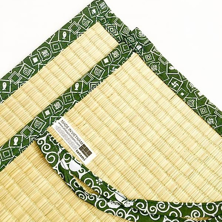 Chiếu cói Tatami lót xe đẩy cho bé xuất Nhật, size 30x60cm, vải viền màu Xanh lá cây