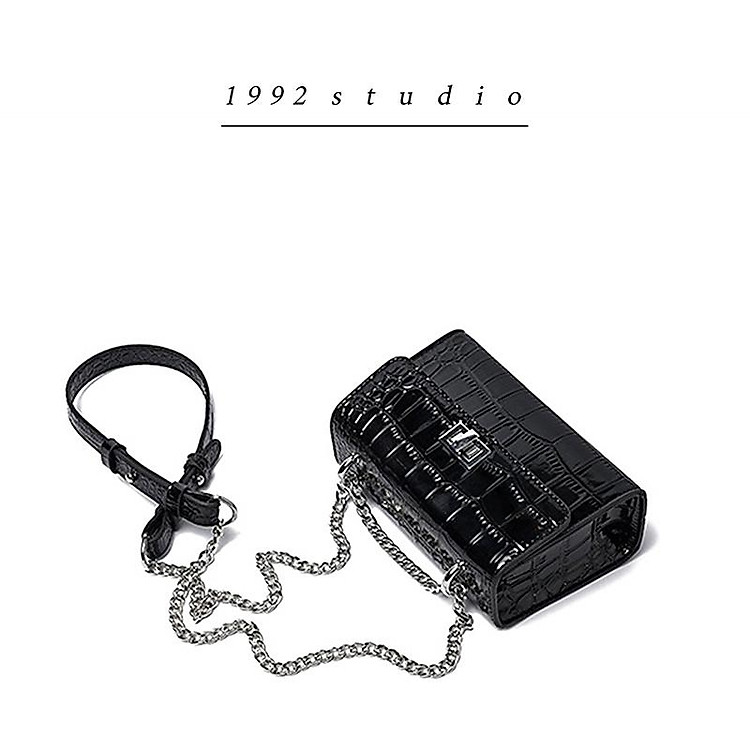 Túi xách nữ 1992 s t u d i o / PHEDRA BAG / màu đen da bóng mini size dây xích phối da