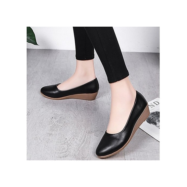 Giày nữ bít mũi đế xuồng cao 3cm kiểu trơn da lì siêu nhẹ siêu mềm C26n có ảnh thật
