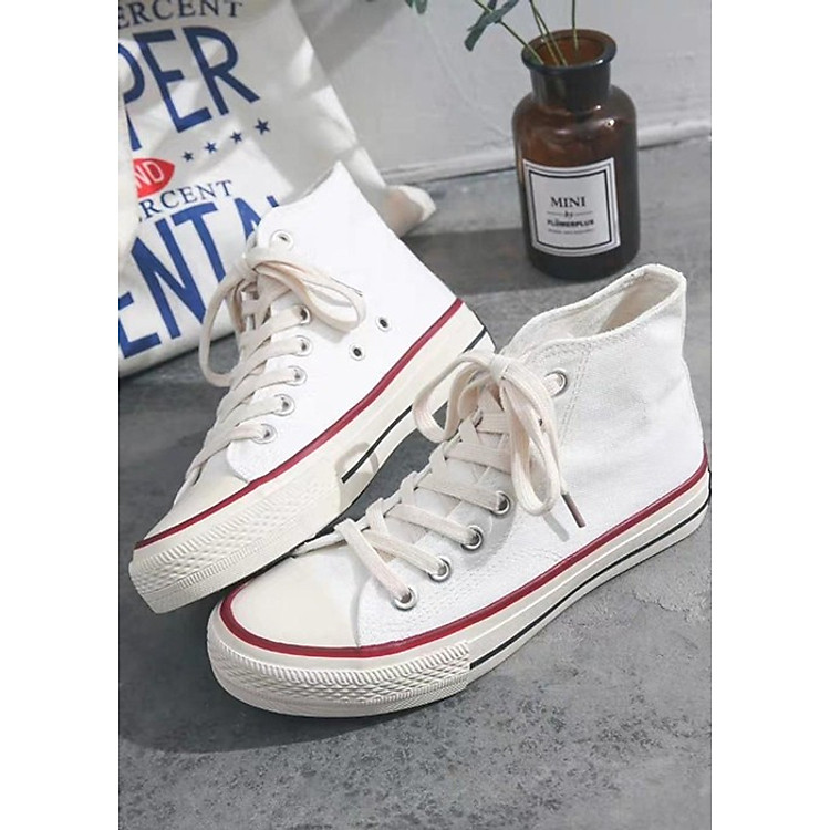 Giày sneaker nữ cao cổ hình ngôi sao trắng