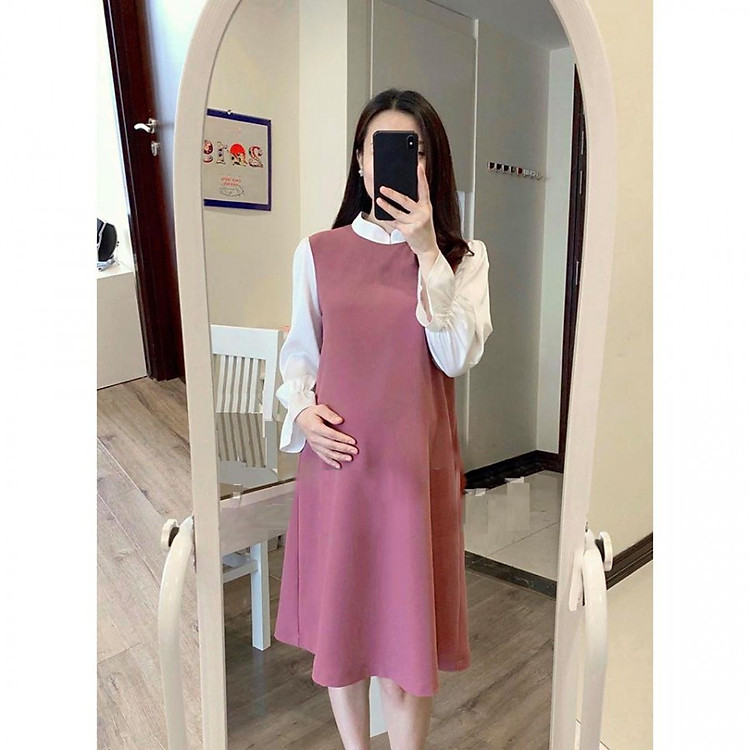 Váy bầu cổ tàu tay loe