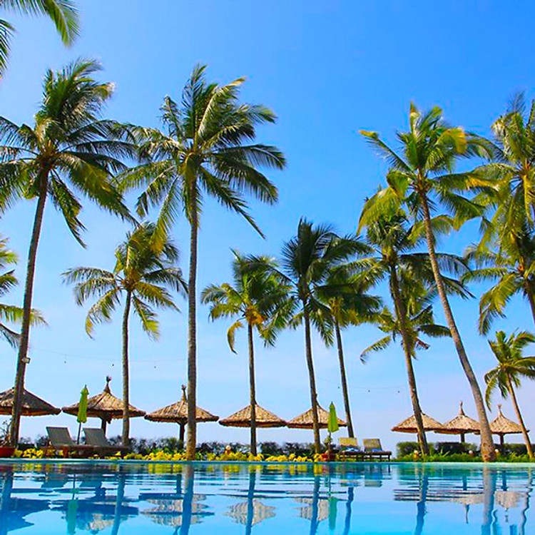 Little Paris Resort 3* Mũi Né - Gồm Bữa Sáng, Hồ Bơi, Bãi Biển Riêng, Khách Sạn Ngay Trung Tâm