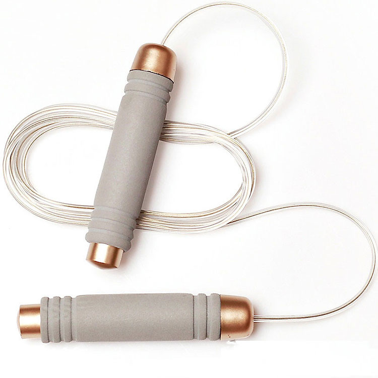 Dây nhảy lõi thép 3m Top Body có thể điều chỉnh chiều dài tiện lợi, có túi đựng khi di chuyển