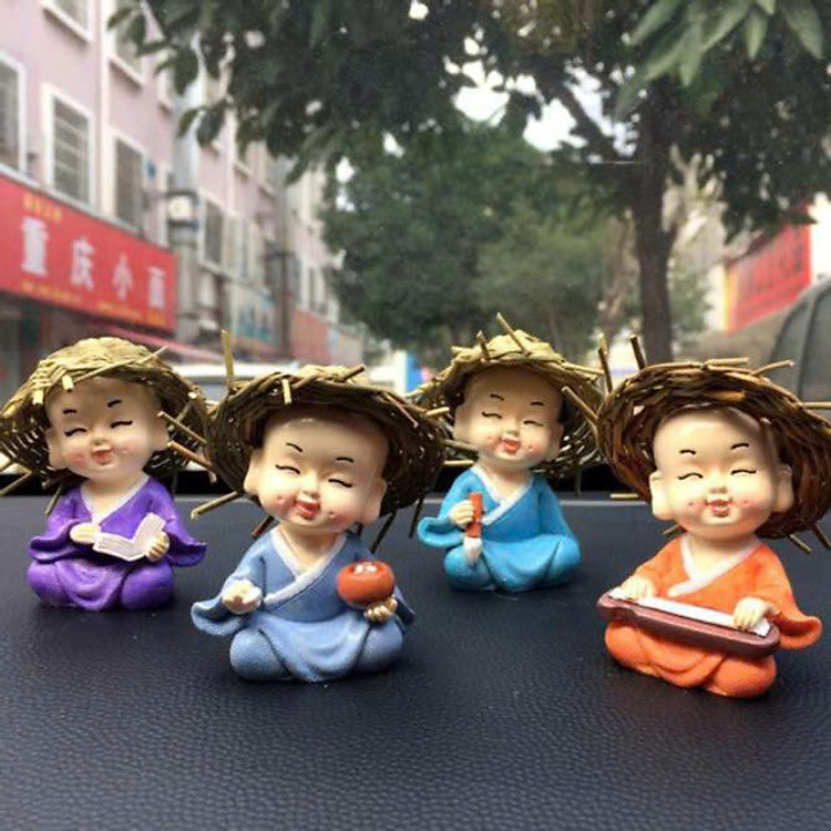 Bộ 4 Chú Tiểu Nón Rơm Trang Trí Hồ Cá, Xe Hơi, Bàn Làm Việc