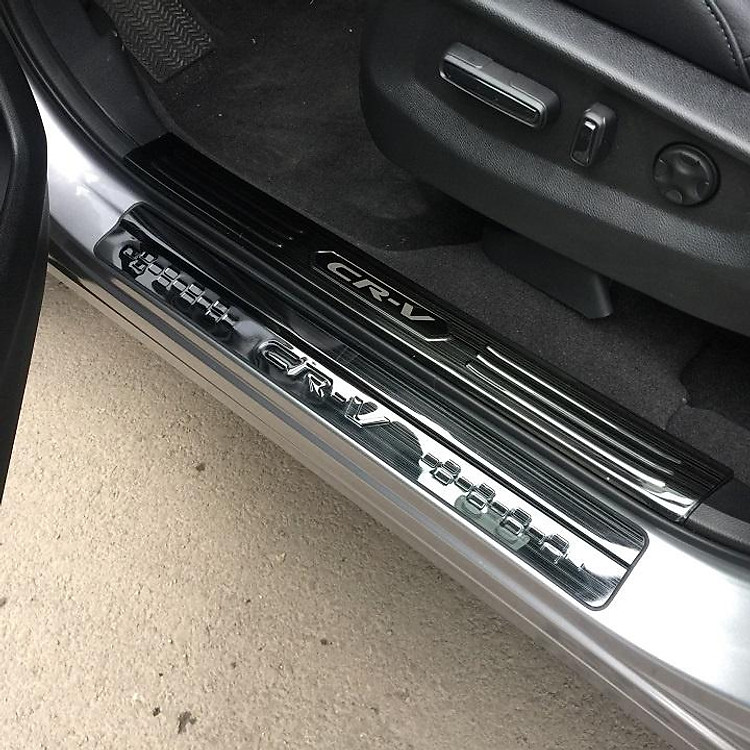 Bộ sản phẩm ỐP BẬC CỐP VÀ BẬC CỬA vân Titan xe Honda CRV, CR-V 2018-2019