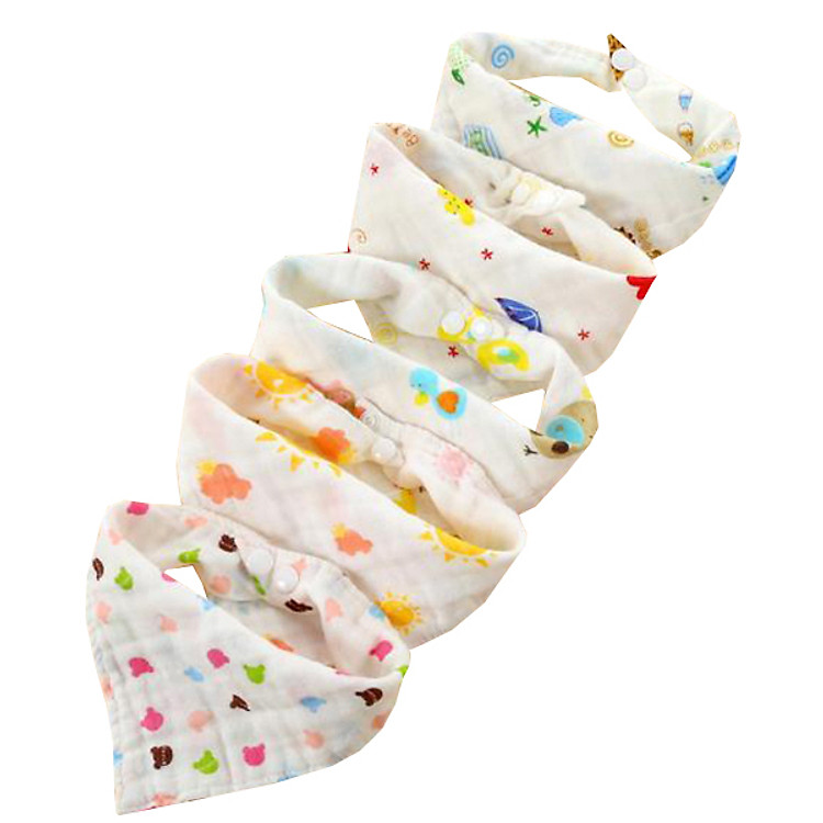 Combo 05 khăn yếm hoạt hình có khuy bấm