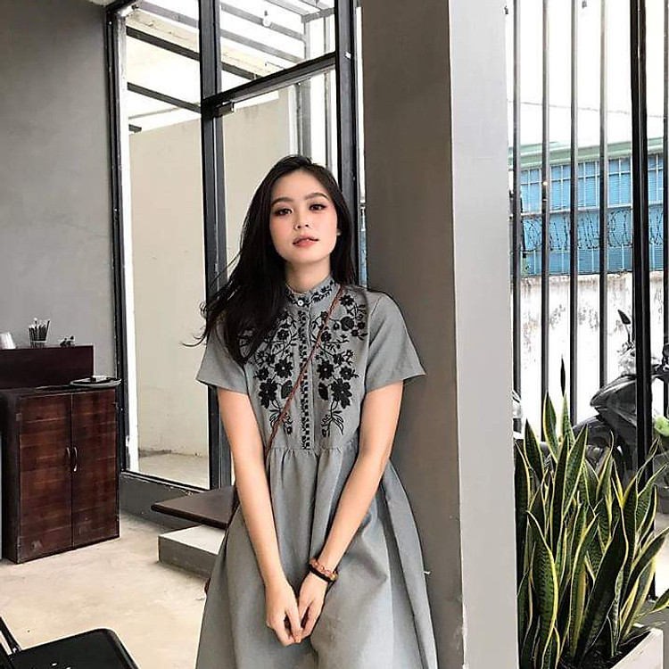 Đầm Bầu Xám Cổ Trụ Tay Ngắn TD145