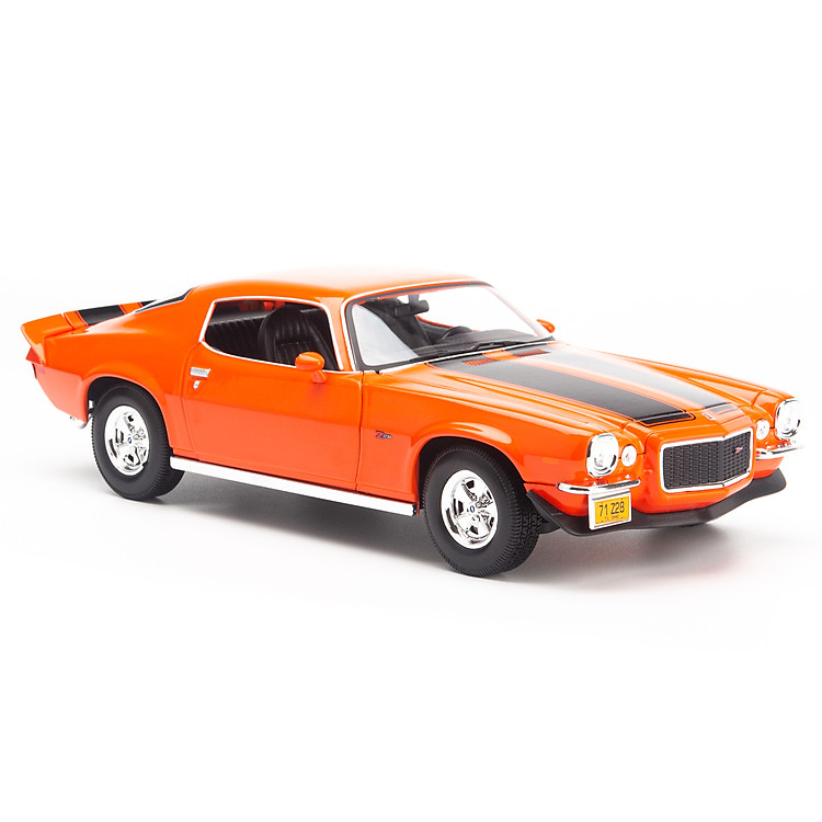 Mua tại MyKingdom: Mô hình xe Chevrolet Camaro 1971 1:18 - Ngập tràn khuyến mãi
