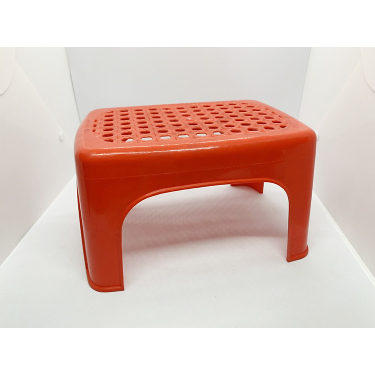 Ghế nhựa thấp chữ nhật cho bé tiện dụng