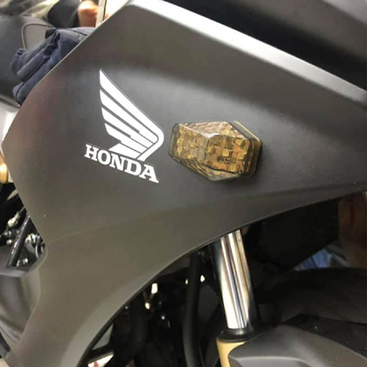 Bộ Đèn Xi Nhan CON BỌ Dành Cho Winner, Winner X, Exciter, Vario + Tặng 01 Móc Gắng Chìa Khóa Xe Ngẫu Nhiên