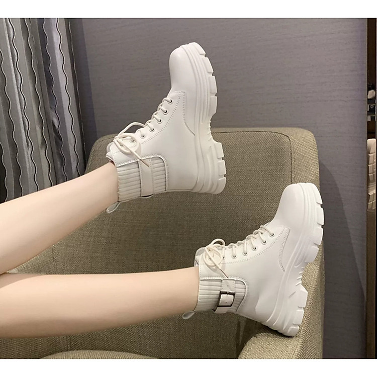 Giầy Boot nữ, kiểu dáng buộc dây độn đế 5p kiểu dáng và phong cách cá tính