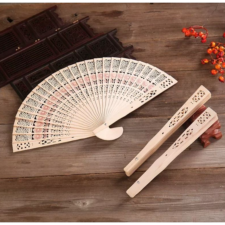 Quạt Gỗ Trang Trí Tết
