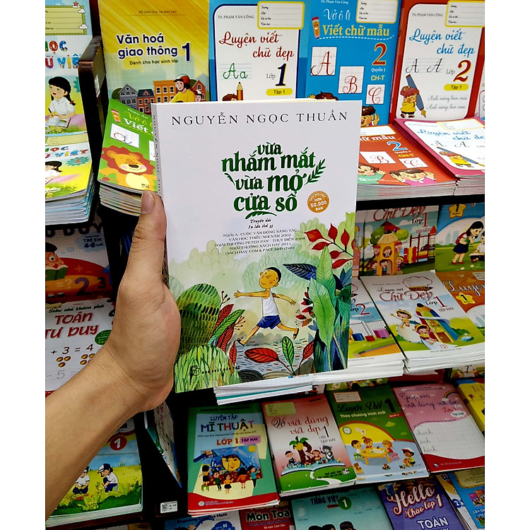 Vừa Nhắm Mắt Vừa Mở Cửa Số - Ảnh 5