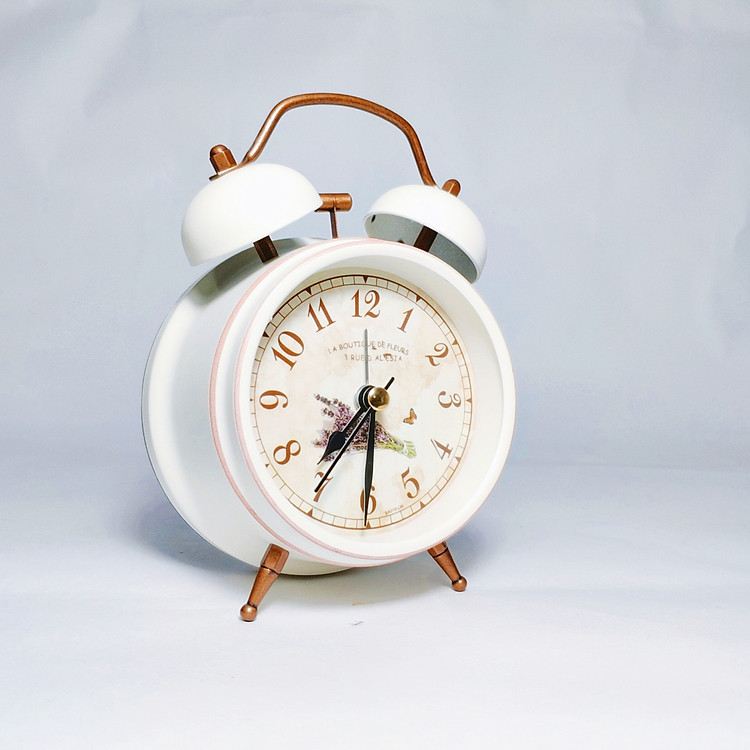 Đồng Hồ Báo Thức Cổ Điển Sang Trọng