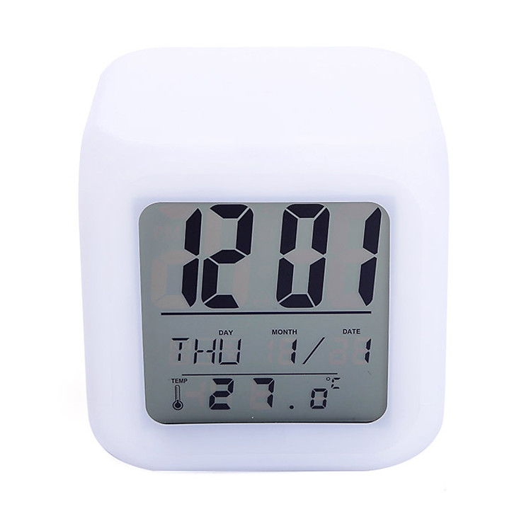 Đồng hồ báo thức có đèn LED đổi màu