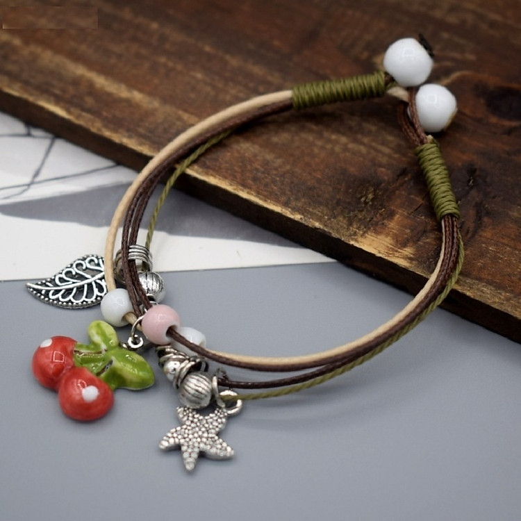 Vòng tay dây mây handmade hoa trái dễ thương (giao ngẫu nhiên)