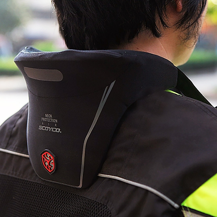 Giáp bảo vệ cổ khi đi motor Scoyco N03