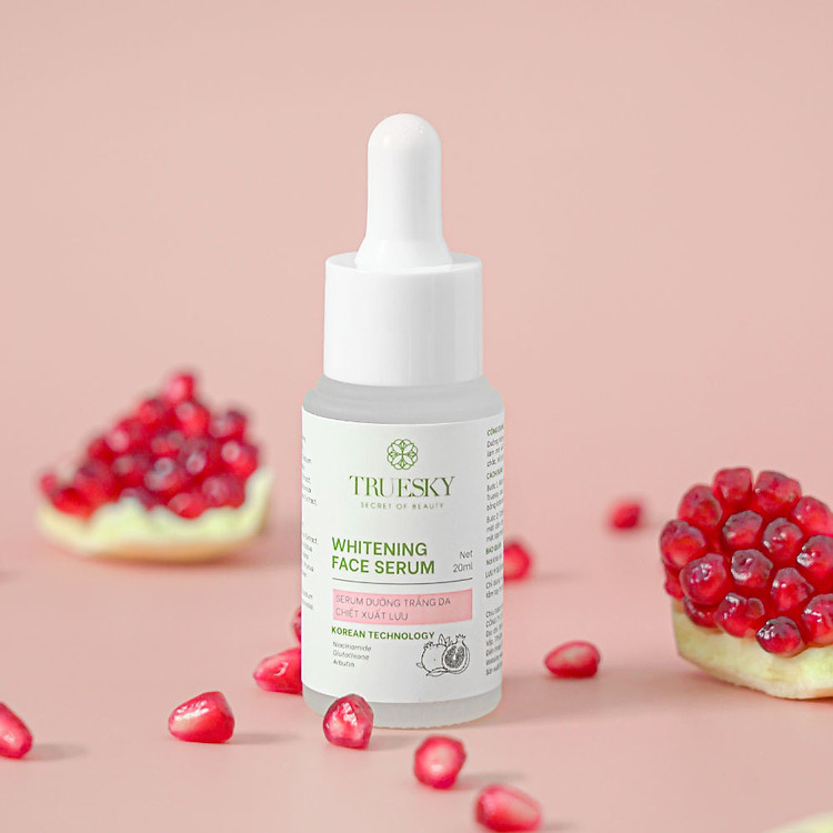 Tinh chất dưỡng trắng và ngăn ngừa lão hoá da mặt Truesky Whitening Face Serum chiết xuất quả lựu 20ml
