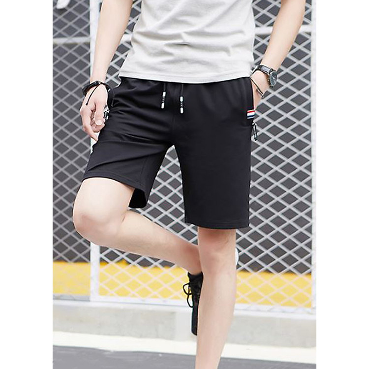 Quần short nam trẻ trung , chất thun co dãn và thấm hút mồ hôi