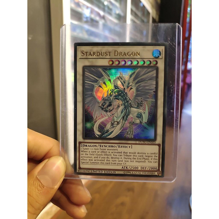 Lá bài thẻ bài Yugioh Stardust Dragon – Ultra Rare - Tặng bọc bài nhựa bảo quản VNT3163